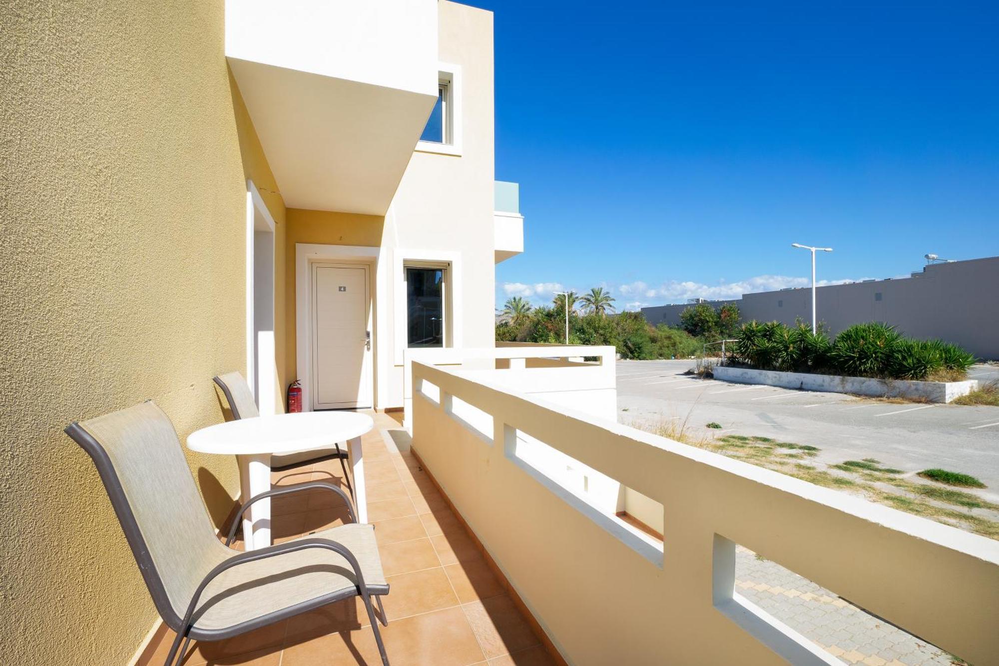 Georgina Apart otel Agia Marina Dış mekan fotoğraf